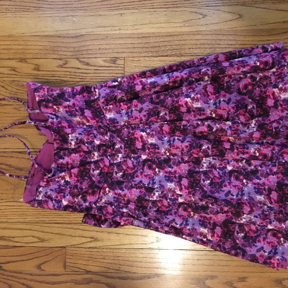 Dress - Picture 4 of 4